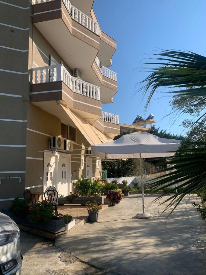 الشقق الفندقية كساميلفي  Vila Mario المظهر الخارجي الصورة